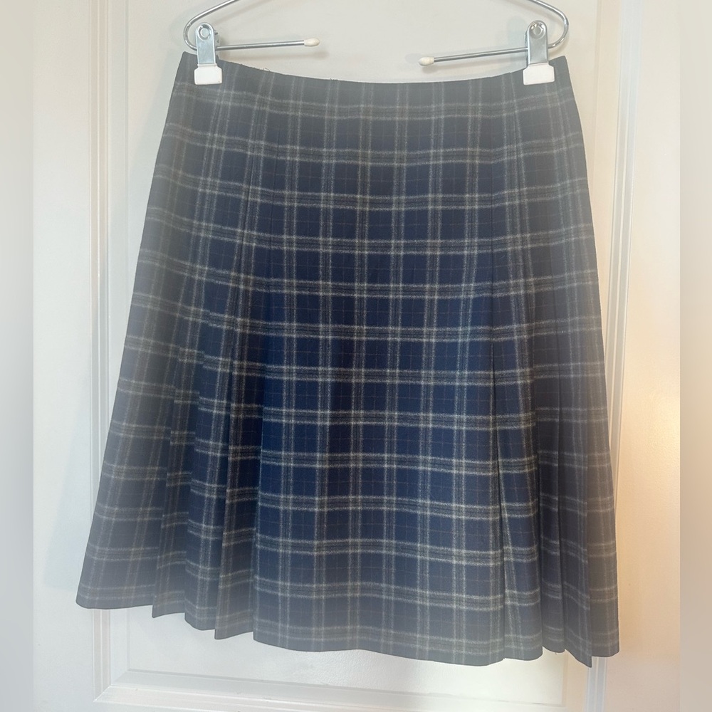 Brooks Brothers Wool Pleated Plaid Knee Length Dark Academia Skirt, Size 12